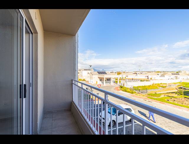 3 BEDROOM APARTMENT TO LET IN SUNNINGDALE